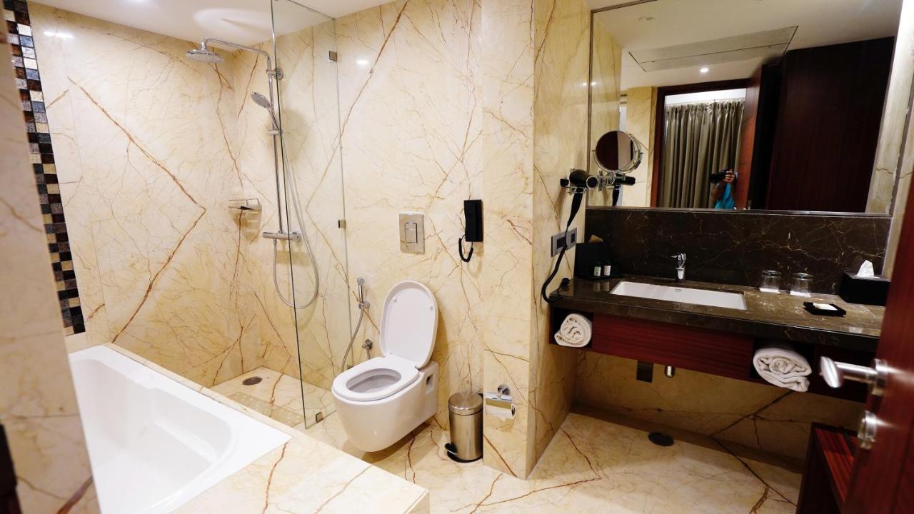The Fern Residency Sarnath Hotel Варанаси Екстериор снимка
