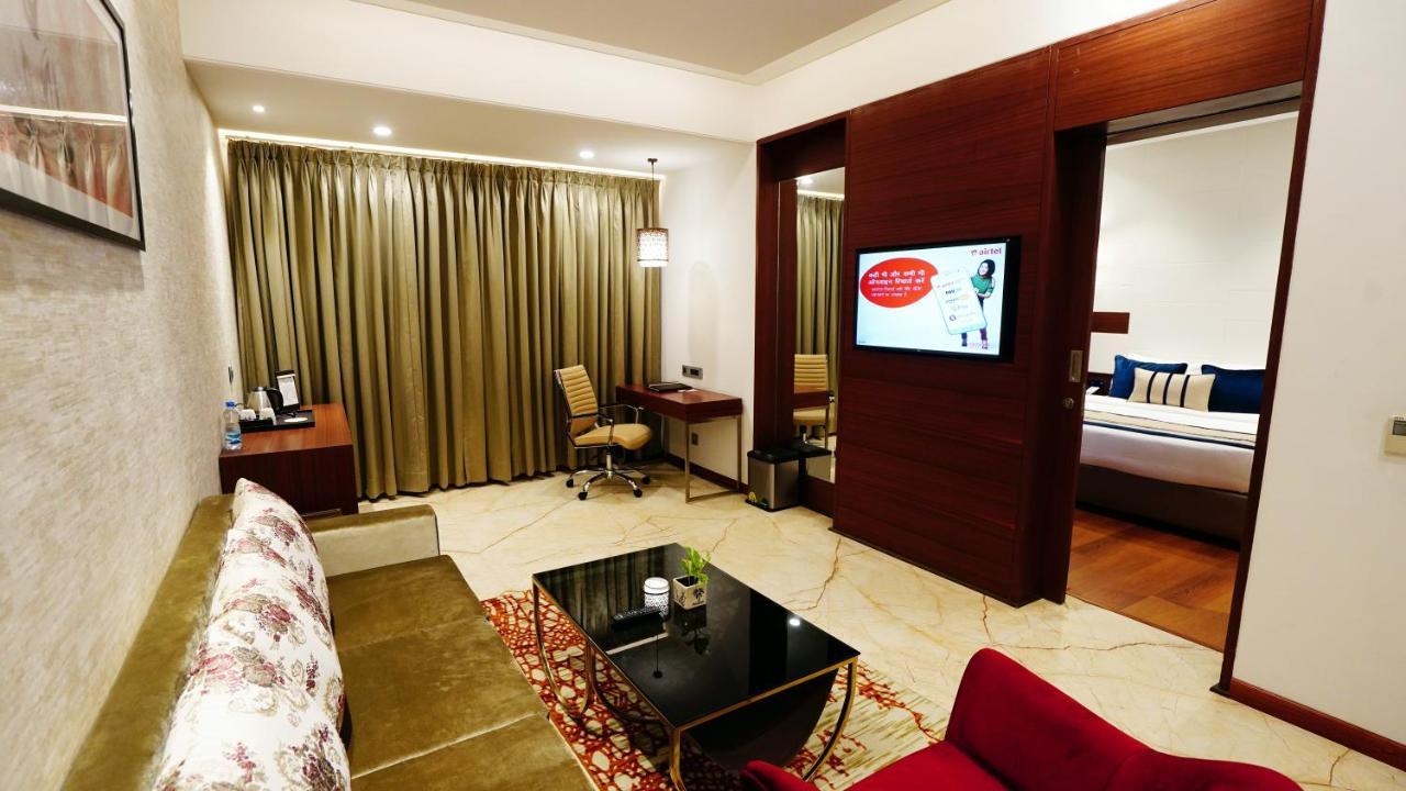 The Fern Residency Sarnath Hotel Варанаси Екстериор снимка