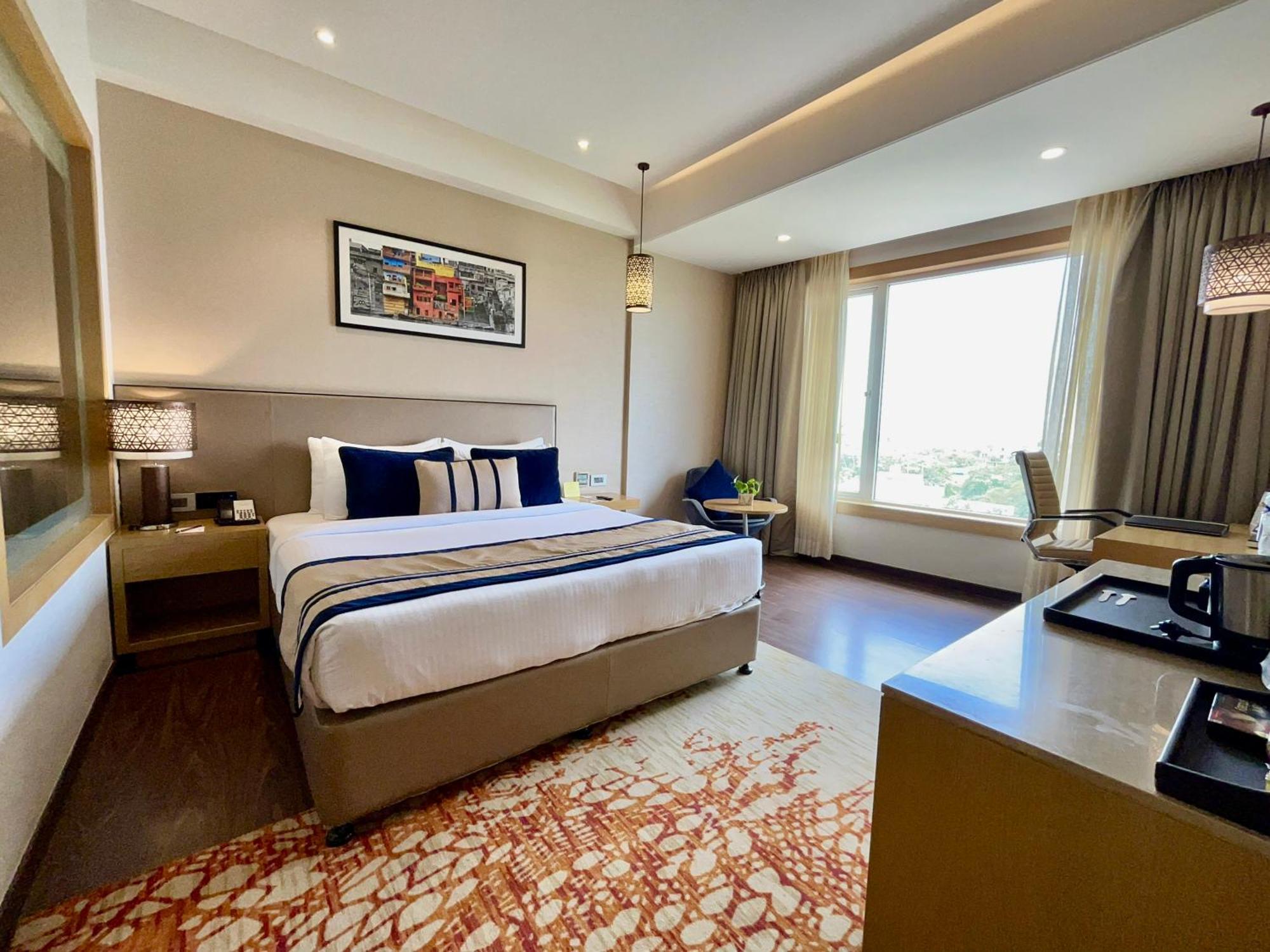 The Fern Residency Sarnath Hotel Варанаси Екстериор снимка