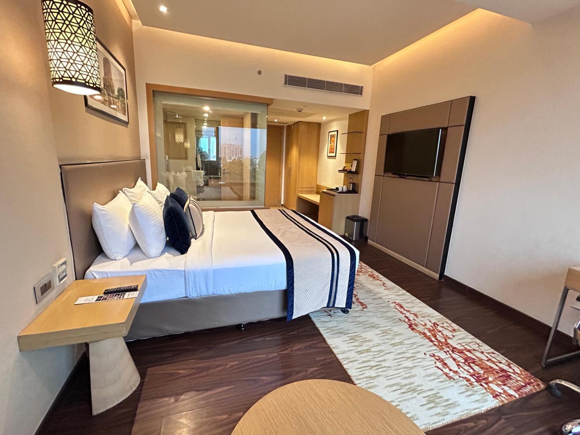 The Fern Residency Sarnath Hotel Варанаси Екстериор снимка